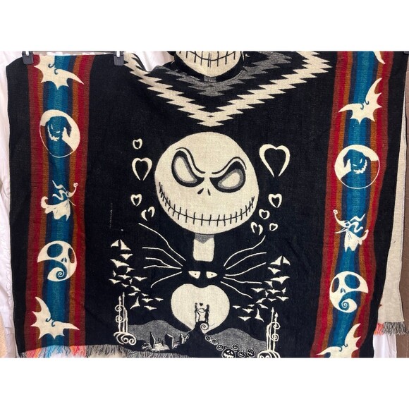 NBC Jack Skellington Poncho Unisex - Picture 4 of 7